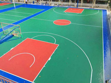 扬州塑胶篮球场.jpg